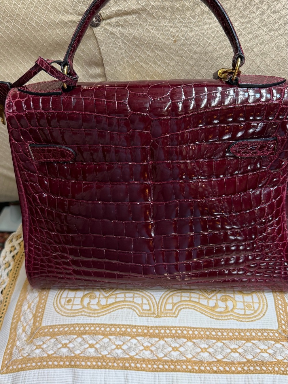 KEWANPEN Burgundy genuine Crocodile Top-Handle Satchel with Gold Hardware - Picture 5 of 9